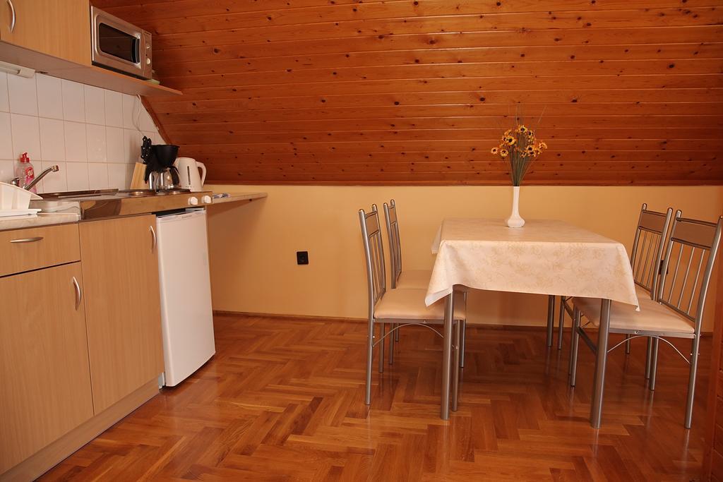 Andrea Apartmanhaz Balatongyorok Exterior photo