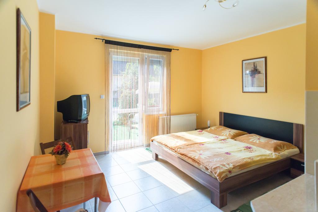 Andrea Apartmanhaz Balatongyorok Exterior photo