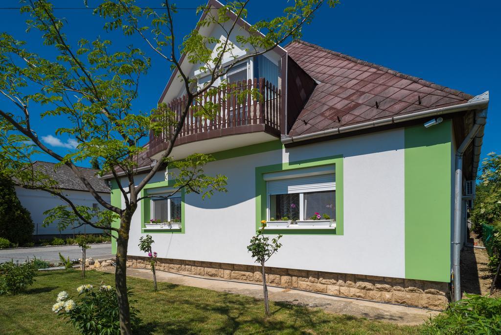 Andrea Apartmanhaz Balatongyorok Exterior photo